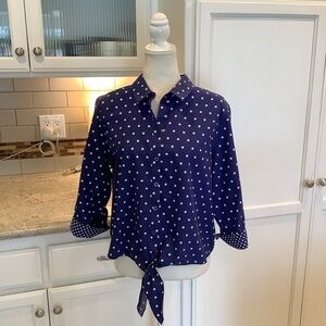 Chico’s No Iron Polka Dot Navy Blue Button Top Size 2 (Large) Tie Front